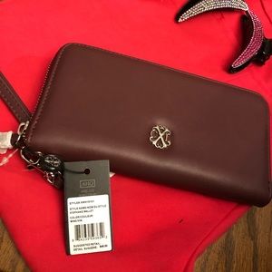 Christian Lacroix wallet/wristlet NWT’s.💕💕